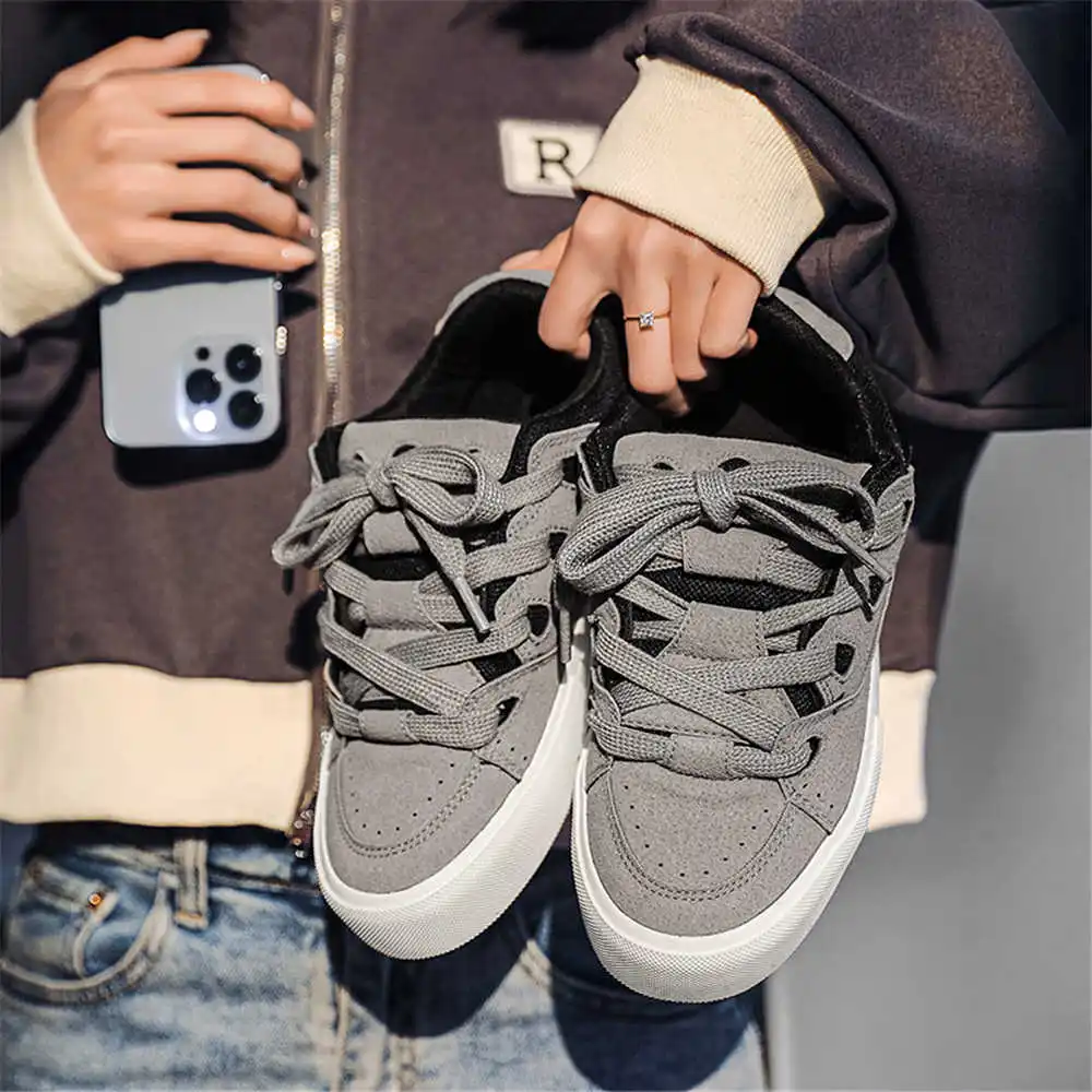 Chaussures d'école Hiphop avec - Types Of Men'S Formal Wear avis et prix